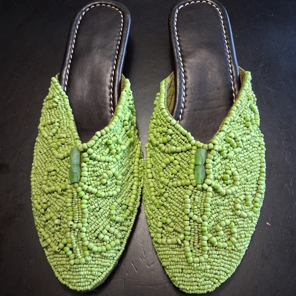 EUC Beaded Flats In Lime Green   Size 39 (8) - Picture 3 of 9